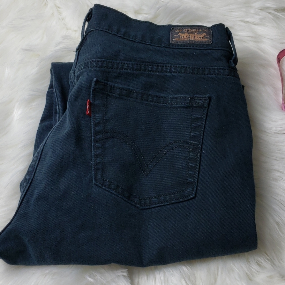 Black Levi's 505 high waisted mom jeans